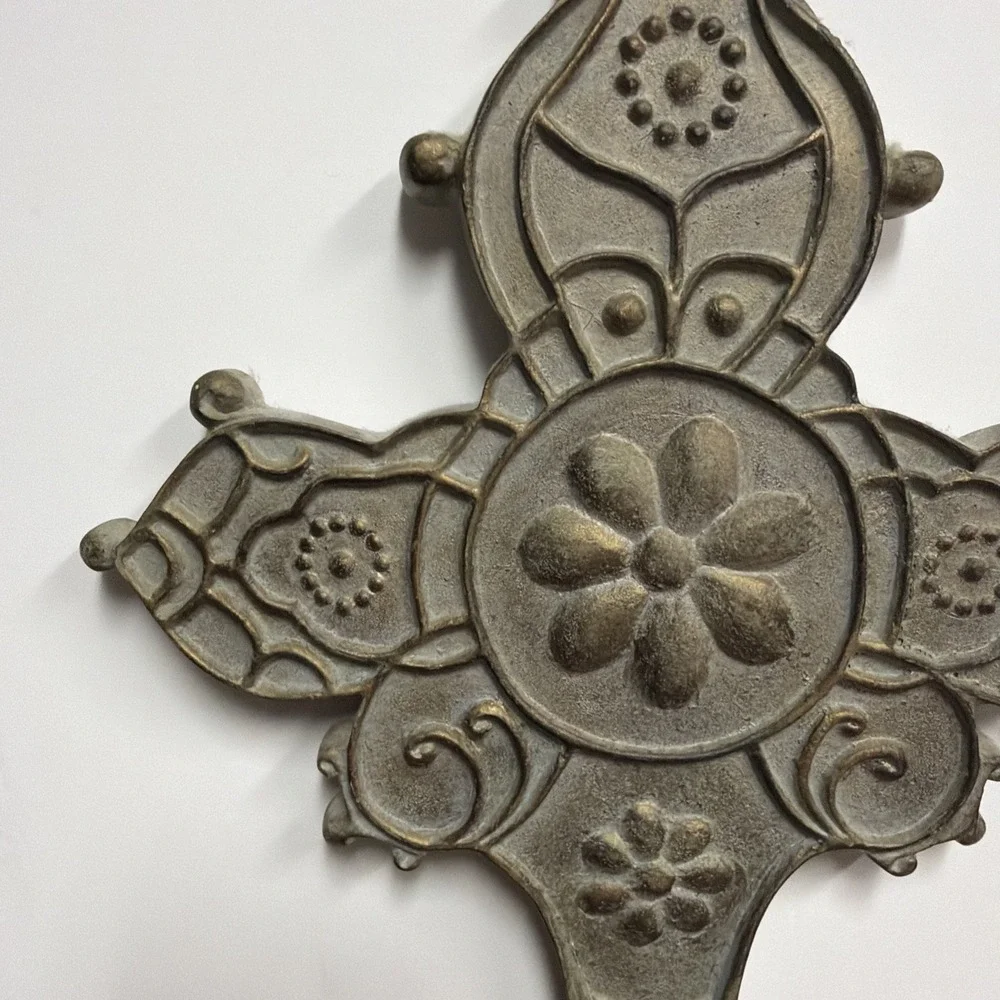 Decorative Cross Wall Hanger, composite, 13 1/2 X 8 1/2